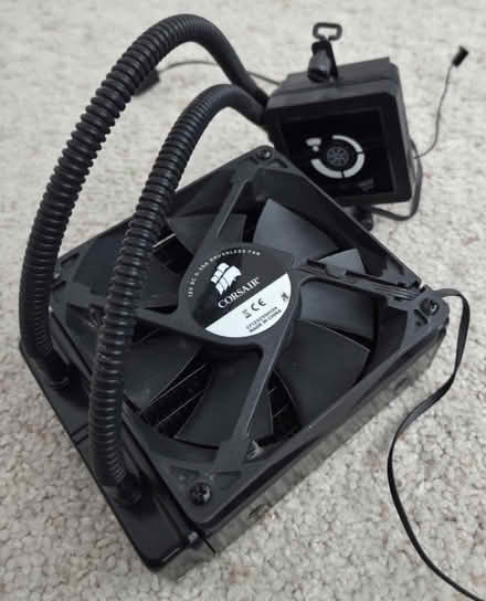 Photo of free CPU liquid cooler Corsair H80 (Bernardo & Iowa, Sunnyvale) #1