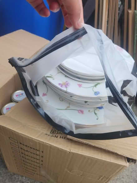 Photo of free Plates bowls (Old trafford M16) #1