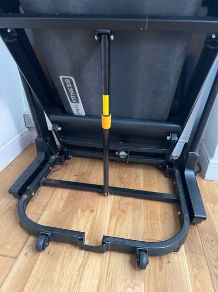 Photo of free Treadmill Pro Fitness (Acton W3) #3