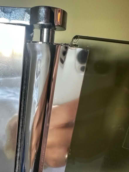 Photo of free New shower screen from drench (Chelmsford CM2) #2