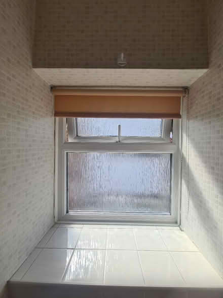 Photo of free Roller blind (Great Sutton CH66) #1