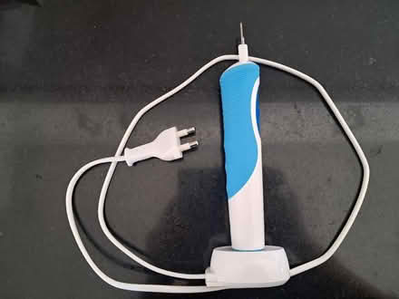 Photo of free Electric toothbrush (Newtown, Reading, RG1.) #2