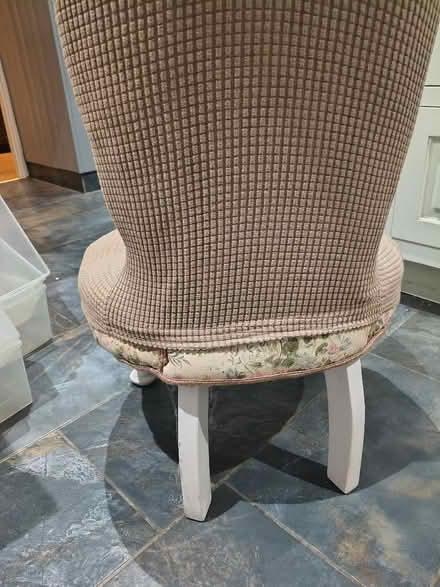 Photo of free Nursing chair (East Hill DA1) #3