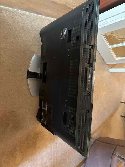 Photo of free 40 inch Sony Bravia TV (Wheathampstead AL4) #3