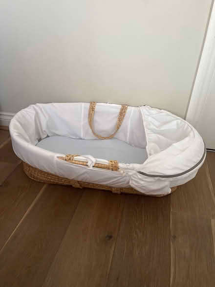 Photo of free Moses basket (Bishop's Stortford CM23) #1
