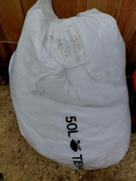 Photo of free 13.5 tog duvet (Knightsfield Welwyn Garden AL8) #1