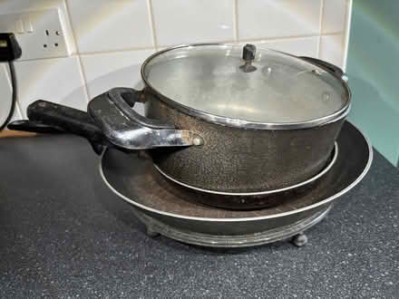 Photo of free Pots/pans/kitchen items bundle (Plaistow E13) #1