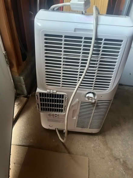 Photo of free Portable air conditioner (Ridley Park) #2