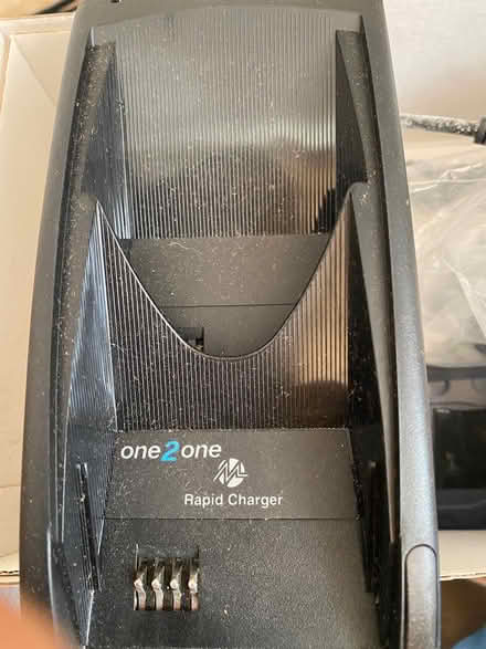 Photo of free One 2 one phone charger (Norbury SW16) #1