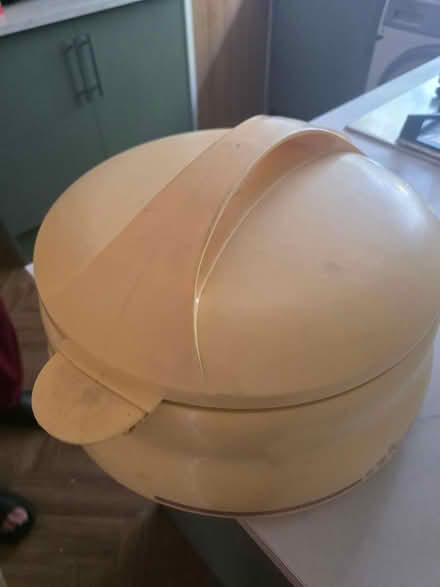Photo of free Hot pot (Forest gate E7) #1