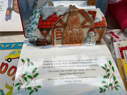 Photo of free 4 pop up books (Westbrook WA5) #2