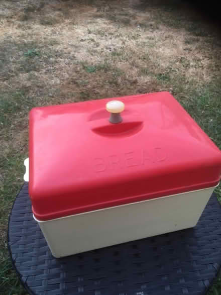 Photo of free Vintage Bread Bin (ME17 Boughton Monchelsea) #2