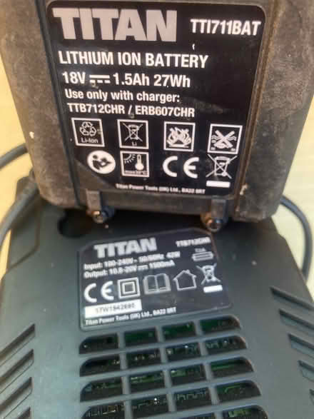 Photo of free Titan drill working but no longer charging (Priestwood RG42) #3