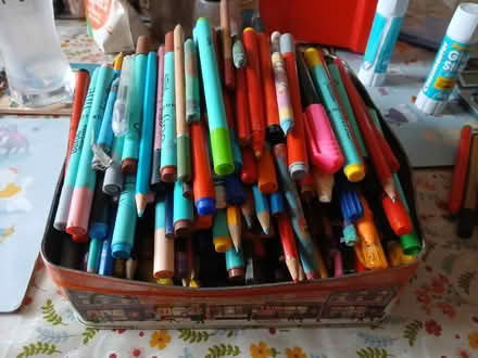 Photo of free Box of pencils, felt tips etc (S88qh) #1