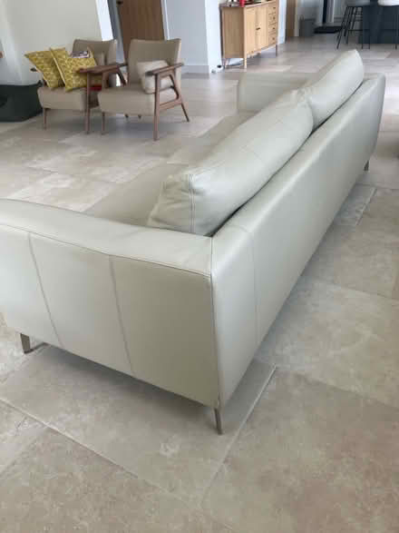 Photo of free BoConcept Bergamot Leather Sofa (Wigmore HR6) #4