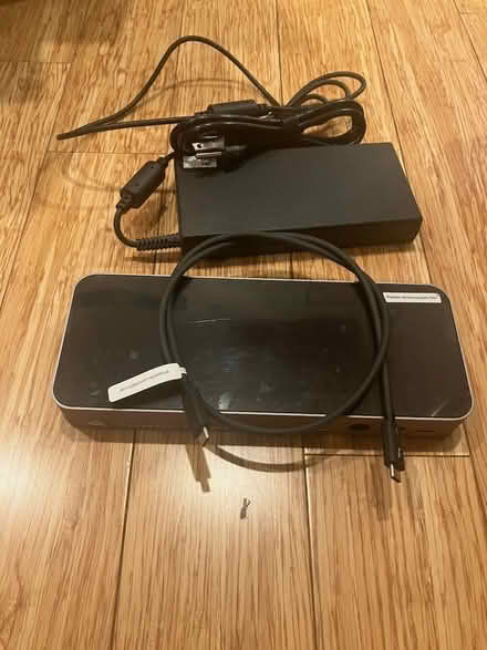 Photo of free Thunderbolt 3 Dock (Fremont-Sundale/28 Palms) #4