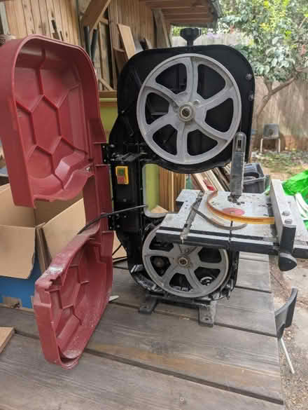 Photo of free Recon electric band saw (CB1, North romsey) #2