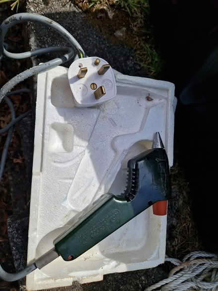 Photo of free Electric glue gun (Juniper Green, EH14) #2