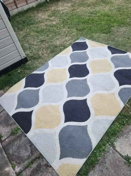 Photo of free 2 large Rugs (M30 7EH) #2