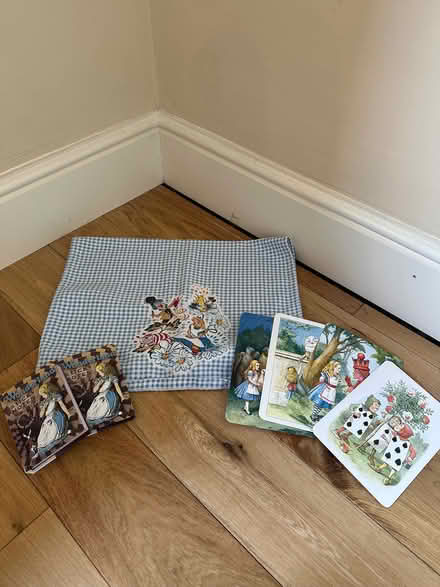 Photo of free Alice in Wonderland Tea Towel and Stationery (Summertown OX2) #1