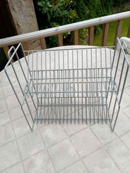 Photo of free CD/DVD Rack (White Cross LA1) #1