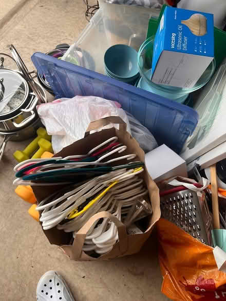 Photo of free Bundle of items (Fort Sheridan) #3