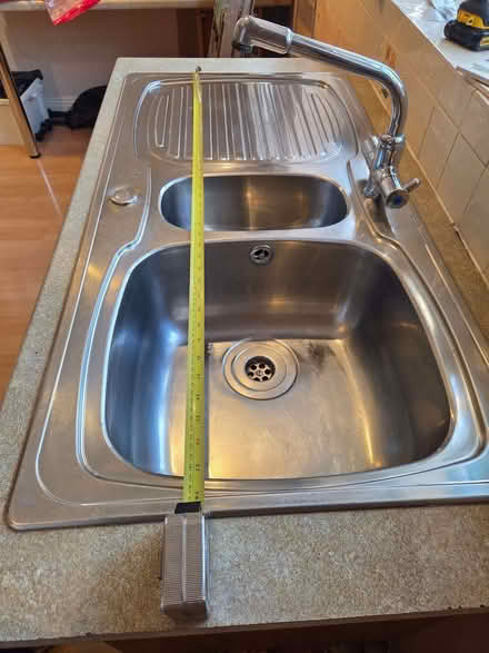 Photo of free 1.5 stainless steel reversible sink (Horndean PO8) #3