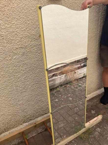 Photo of free Wall Mirror (Nesscliffe SY4) #2