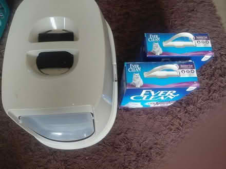 Photo of free Cat litter tray and litter (Stevenage SG1 area) #1