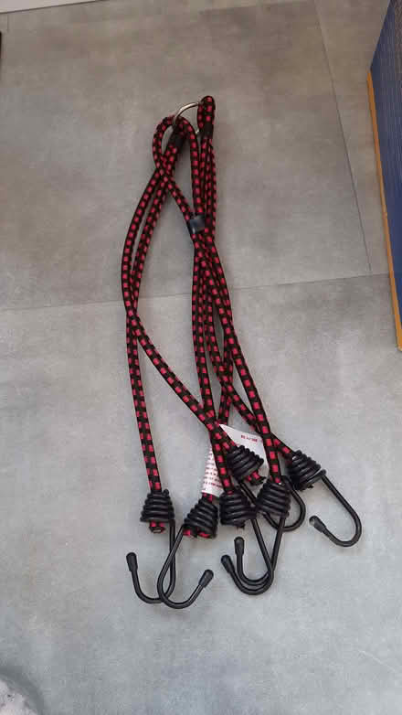 Photo of free Strong elastic luggage strap thingy (Fareham PO13) #1