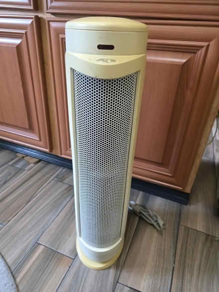Photo of free Air purifier (South Ozone Park) #3