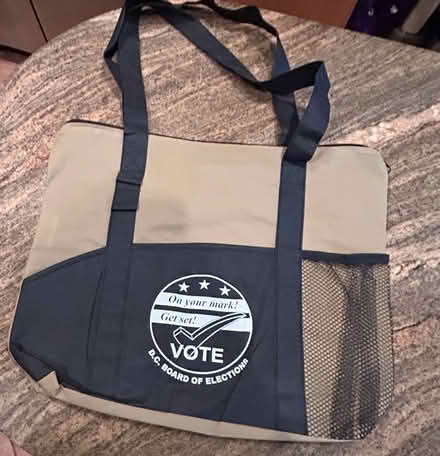 Photo of free Carry-All Bag (Capitol Hill NE (20002)) #1