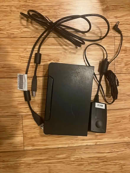 Photo of free Dual DisplayPort KVM switch (Fremont-Sundale/28 Palms) #4