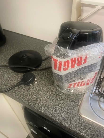 Photo of free Black kettle (Croydon CR0) #1
