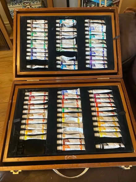 Photo of free Old Art Case (Cheshunt En8) #1