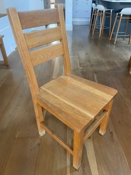 Photo of free Oak dining table with 6 chairs (St Margarets TW1) #3