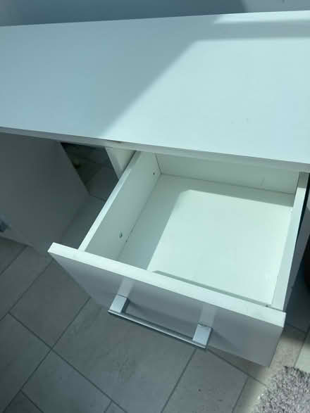 Photo of free Desk with drawers in white (LE6 Groby Leicester) #2
