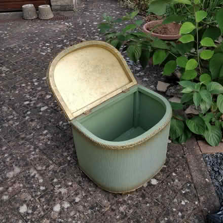 Photo of free upholstery project: storage seat (near Addenbrookes, CB1) #1