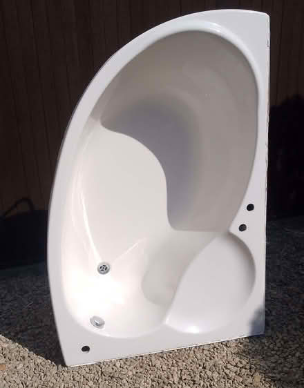 Photo of free 3 piece bathroom suite (Camp Cross GL6) #1