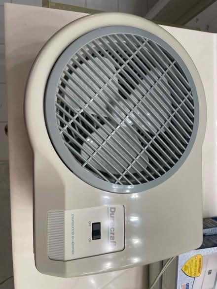 Photo of free Duracraft Evaporative Humidifier (Vienna) #2