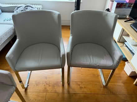 Photo of free Dining chairs (Clerkenwell EC1V) #2