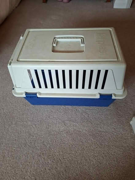 Photo of free Pet carrier (Twickenham TW2) #3