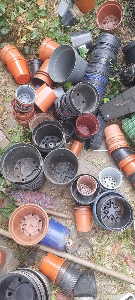 Photo of free Plant Pots and Hanging Baskets (Kingsholm GL1) #1