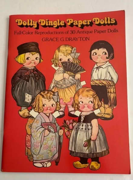 Photo of free Dolly Dingle Paper Dolls book (Bloomingdale) #1