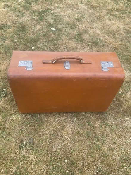 Photo of free Vintage leather case, no key (Brookman's Park AL9) #1