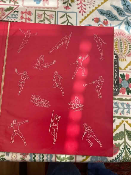 Photo of free 1956 Melbourne Olympics Souvenir Book (Norbiton KT2) #2