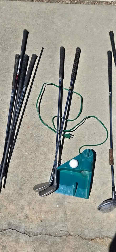 Photo of free clubs, putters, training aids (San Jose) #3