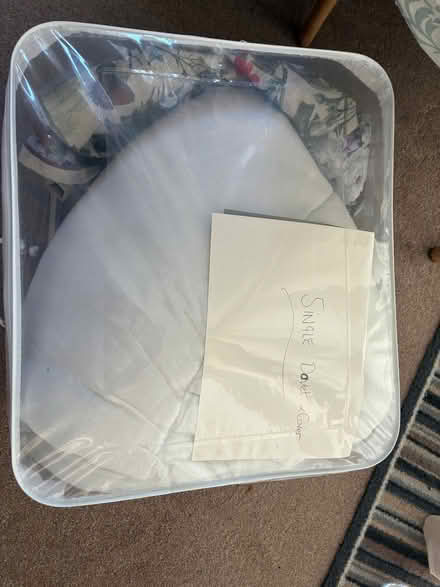 Photo of free Duvet 10 tog with duvet cover for single bed (Springfield CM2) #2