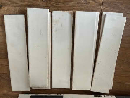 Photo of free Various bathroom tiles (Kentwood RG30) #1
