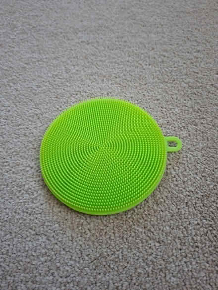 Photo of free Pet brush (Twickenham TW2) #1